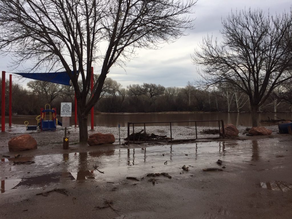Cottonwood's Riverfront Park closed due to Verde River flooding