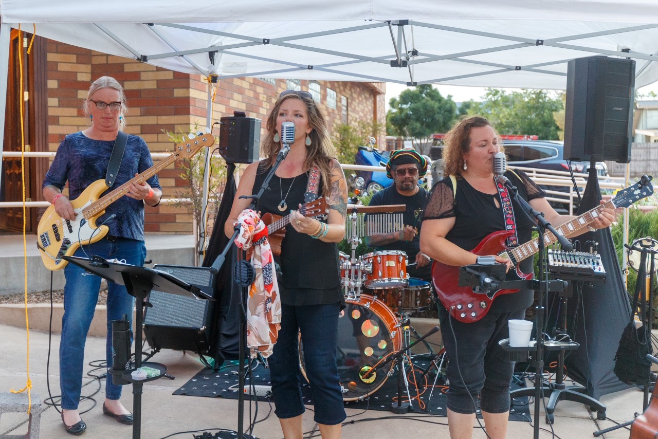 Revelers back for Clarkdale block party