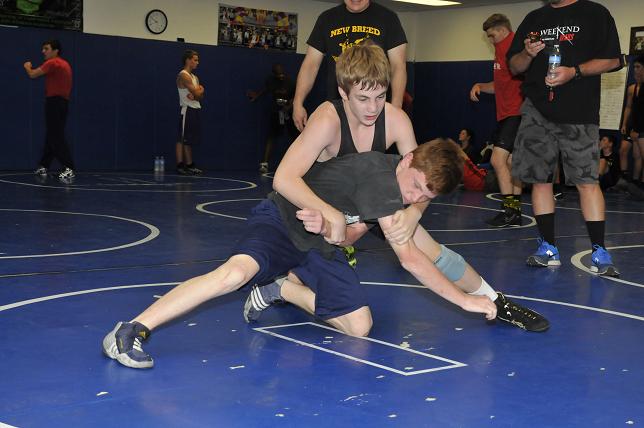 Team Chagolla’s Daniel White, top, wrestled against Hunnter Rowse, from Bayfield, Colo. White, an incoming junior at Camp Verde High School, took fourth place at 110 pounds in Weekend Wars.