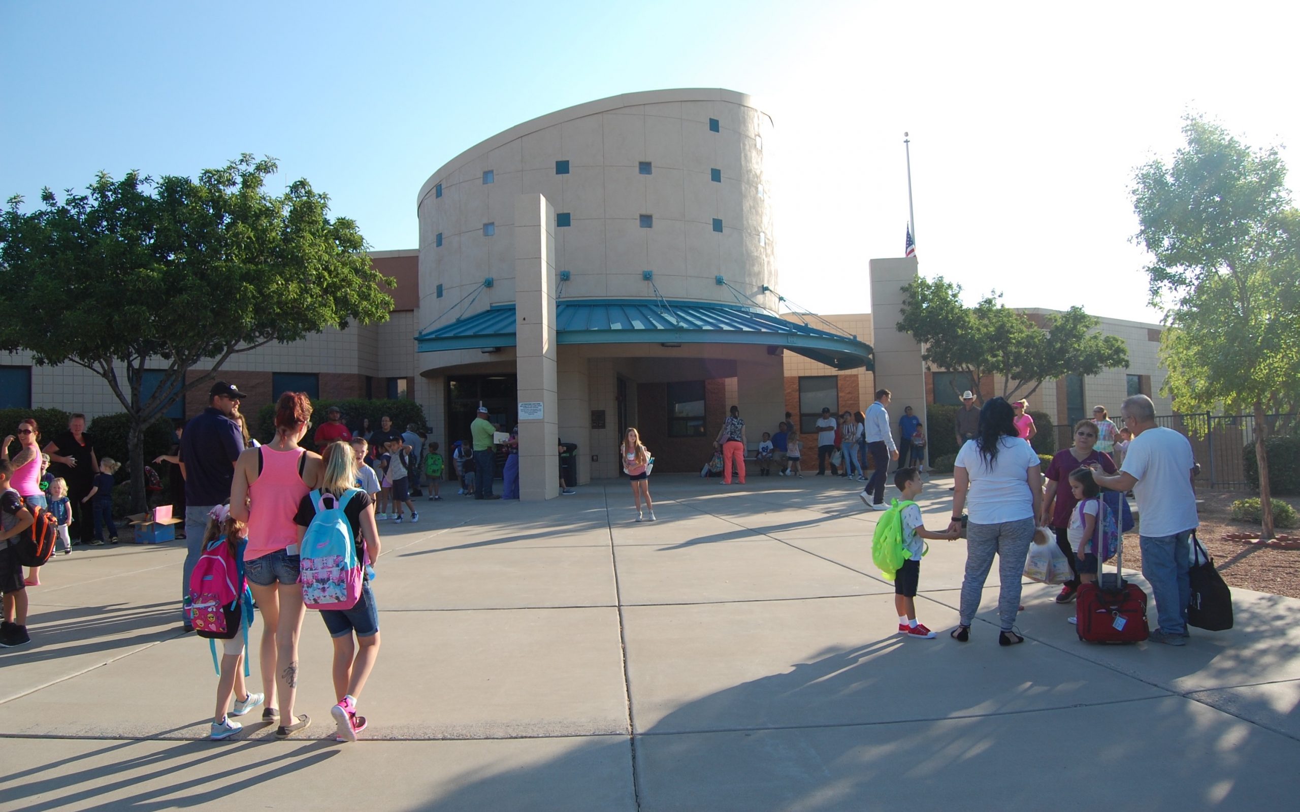 Over 1 500 Camp Verde Students Return To School Journalaz Over 1 500 Camp Verde Students Return To School Journalaz