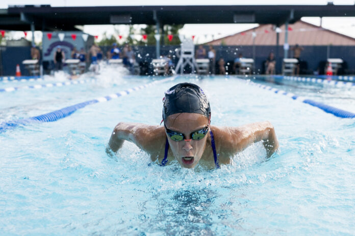 sp_ Swim _08-15_01