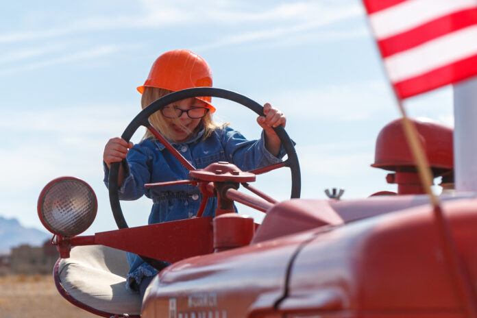 JNL-WA-Touch a Truck-02-19-006