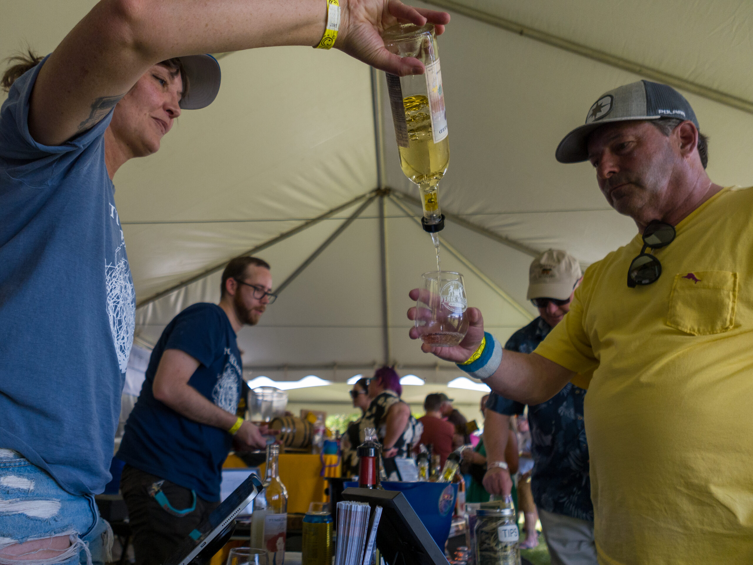 Festival fills up Riverfront Park with wine & music