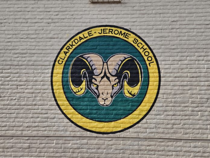 CJSD mural 004 - Logo