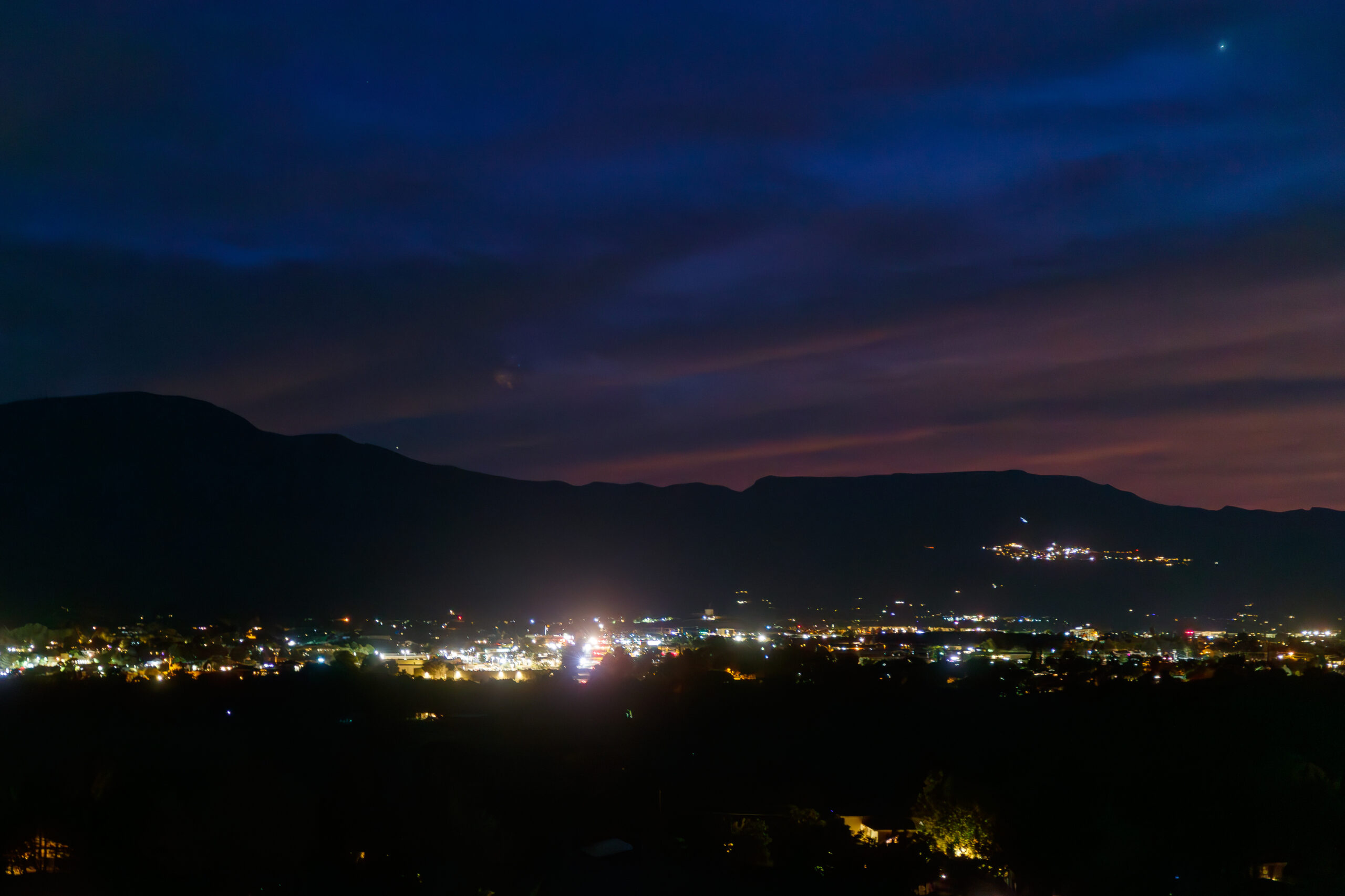 Cottonwood discusses dark sky compliance for designation